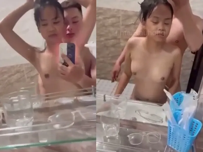 Dáng mảnh em cùng thằng bồ làm tình trước gương quay kỉ niệm